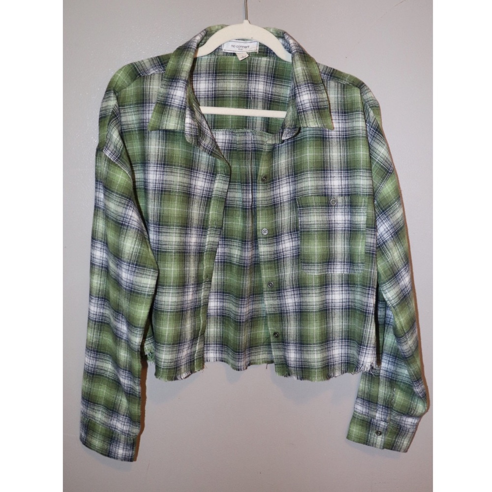 Women’s Green Plaid Flannel Button Shirt